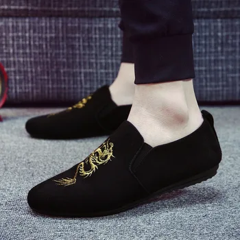 

2018 High Quality Men Casual Shoes Spring Summer Unisex Light Weige Breathable Fashion Male Shoes Plus size 39-44