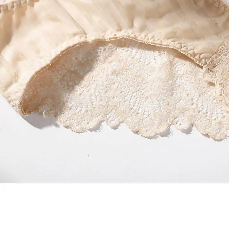 WJ 2019 Sexy Lace Ladies Panties Fashion Cozy Lingerie Tempting High Quality Cotton Low Waist for Woman