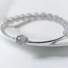 Реальные. 925 пробы серебряные ювелирные изделия 6 мм круглый натуральный лунный камень Браслет-манжета с подвески в форме цветов GTLS491