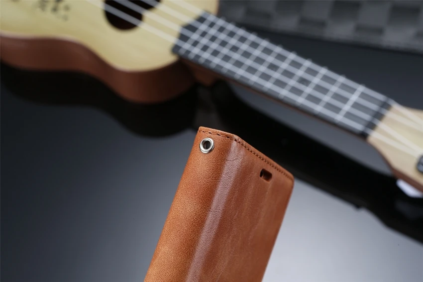 leather case  (42)
