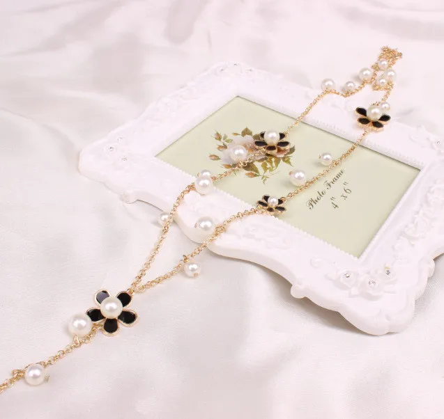 2168110358_1494315084