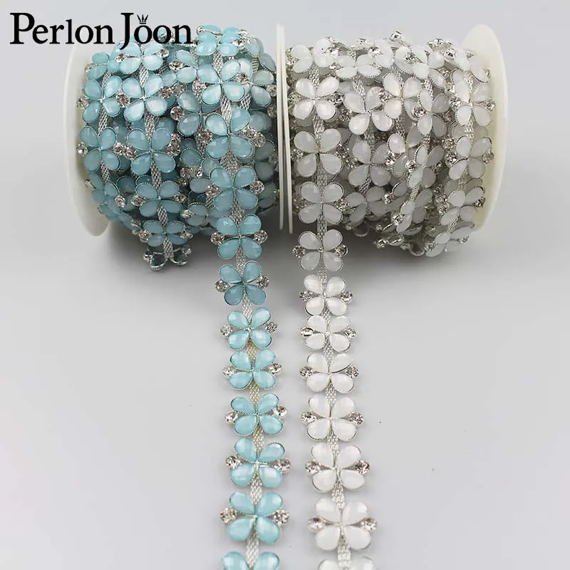 

1yard summer style Four-leaf clover rhinestones trim Jelly resin flower crystal metal chain for dress,bag,shoes accessories ML29
