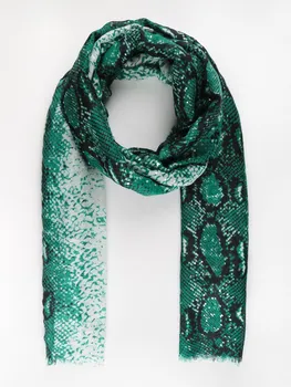 

Lightweight Scarf with animal print