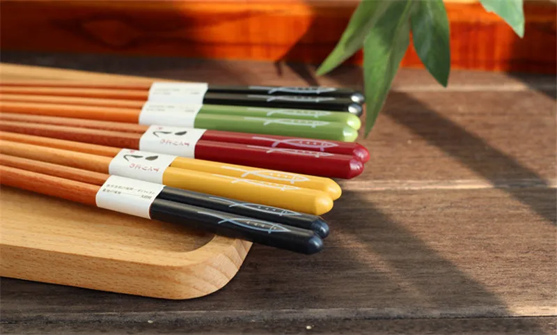 Новинка, 5 пар, Японский Корейский стиль, многоразовые палочки для еды из натурального бука, китайские палочки, подарочный набор ручной работы, 5 цветов