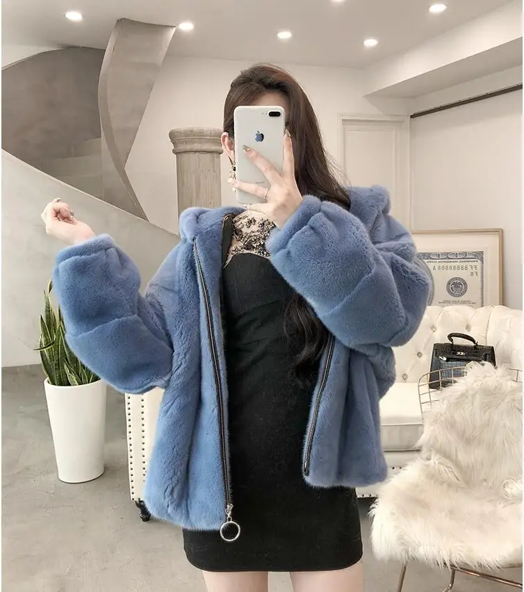 QQ20180821150557