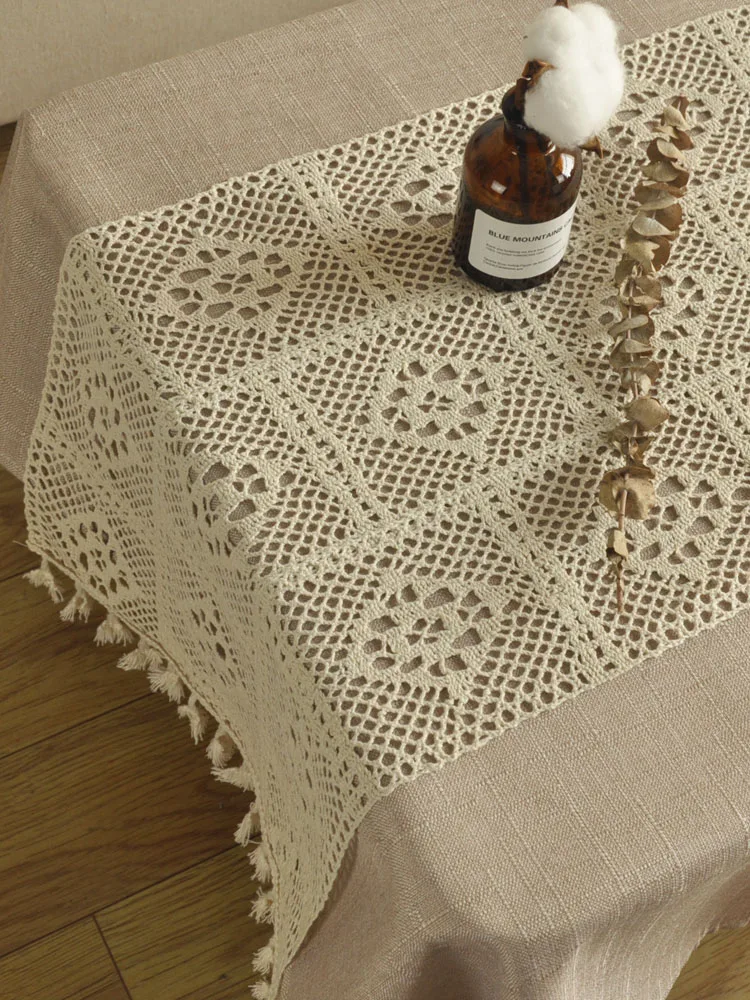 Retro American Style Table Runner Handmade Lace Knitted Hollow Out Table Runners Tea Dinner Table Runners Dustproof With Tassels