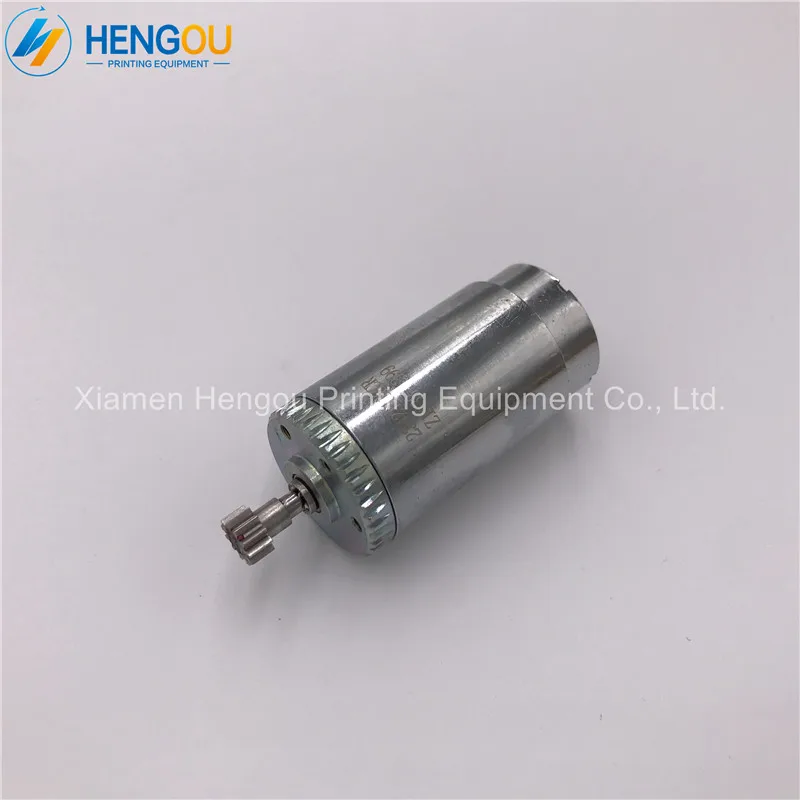

2 Pieces China post free shipping offset spare parts 17 teeth ink key motor 71.112.1311