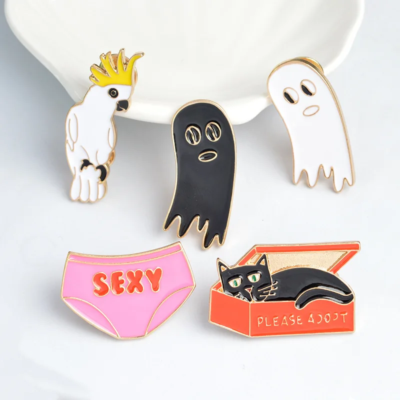

Adopt Cat in Box SEXY Underwear Parrot Ghost Brooch Denim Jacket Pin Buckle Shirt Badge Fashion Gift for Friend