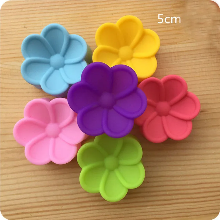 Cake mold