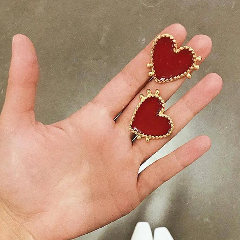 

Fashion Women Earring Red Love Heart Enamel Ear Stud Earrings Banquet Jewelry Gift Decor For Ladies Valentine's Day Gift