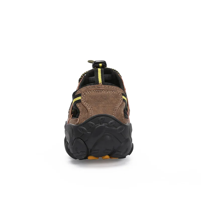 Tanie Letnie buty męskie sandały wyjściowe oddychające sandały plażowe obuwie antypoślizgowe płaskie drewniaki klapki zapatos de hombre