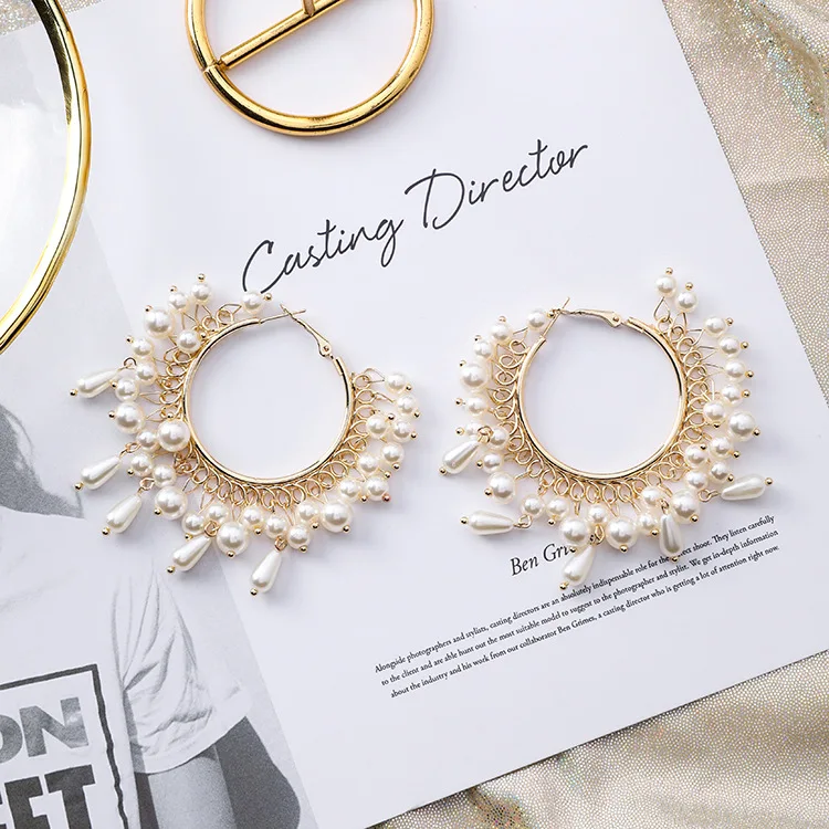 Модные жемчужные Openwork Hoop Earrings для Для женщин девушки Ретро Aretes Хооп Серьги Личность Обручи Негабаритных Ювелирные изделия Для женщин