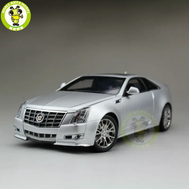 

Defective Model 1/18 Kyosho US GM Cadillac CTS Coupe Diecast Model Car Toys Gift Collection
