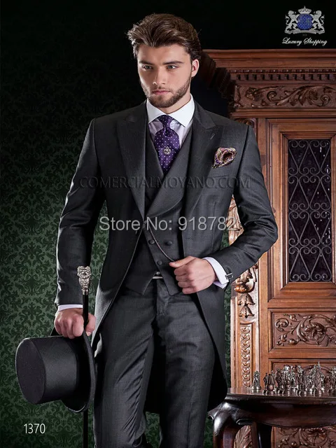New-Arrival-Italian-Men-Tailcoat-Gray-Wedding-Suits-For-Men-Groomsmen-Suits-3-Pieces-Groom-Wedding.jpg_640x640 (1)