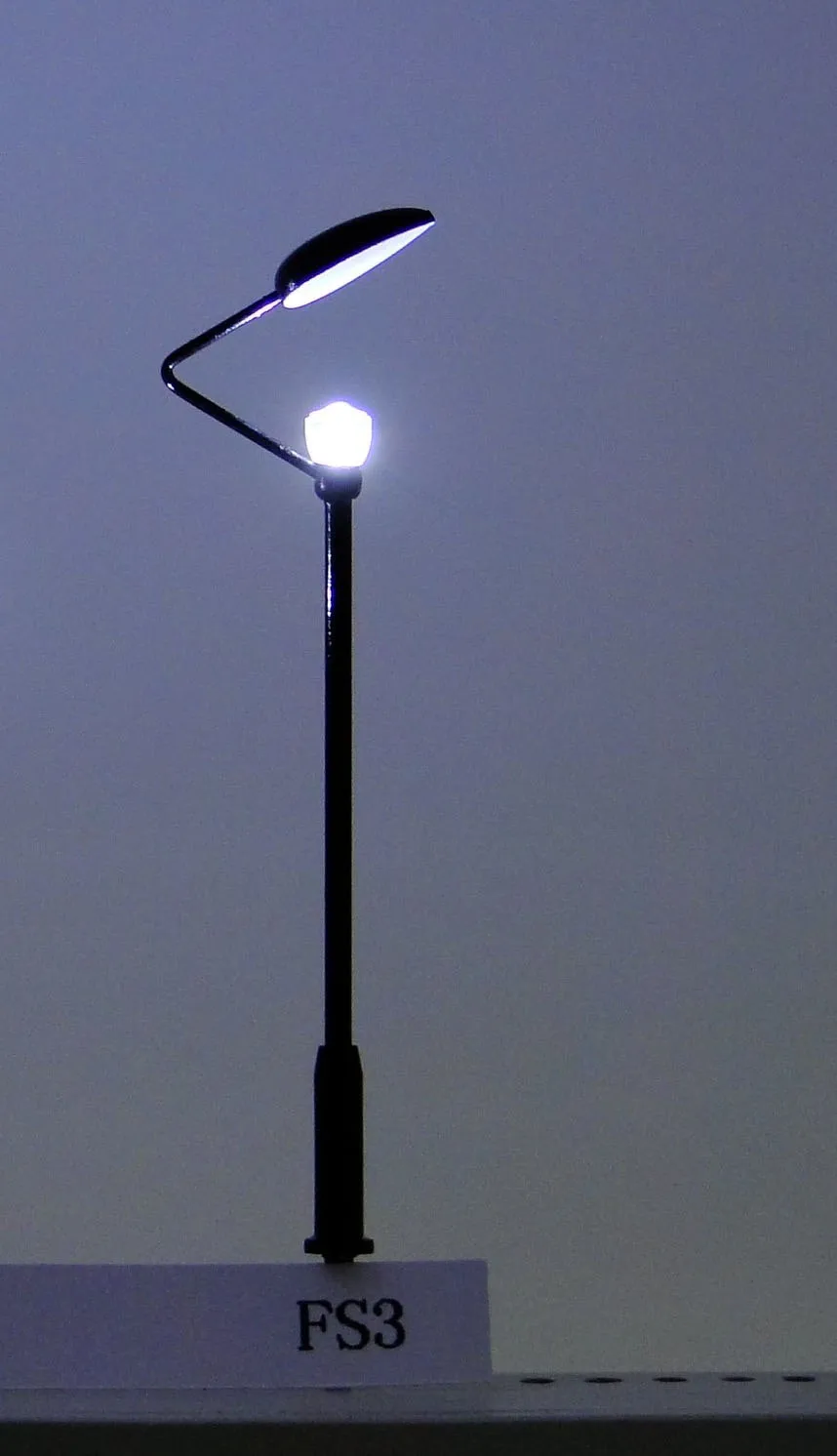 W3 8pcs 172 164 65 70mm HO Scale Model Lights Train Scale Lights