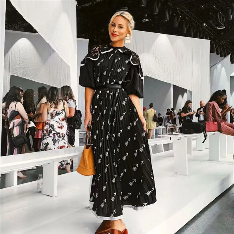 

2019 New Runway Designer Elegant Spring Dress Women's Fashion Half Sleeve Lace Patchwork Ruffles Print Midi Pleated Dress Casual