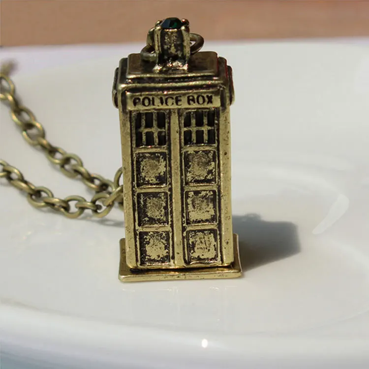 

Moonso Dr who Mysterious Ancient Silver Gold Pendants Necklace 1 PCS Doctor Who tardis for men and women hot sell Jewelry LX138