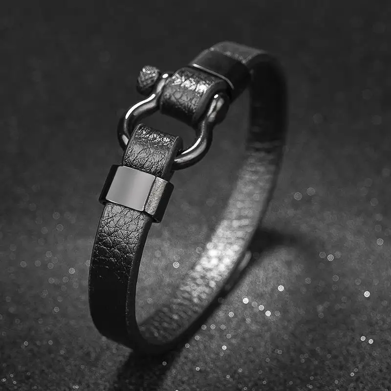 

Punk Men Jewelry Stainless Steel Bracelet Black Genuine Leather Bracelet Bangles Black Horseshoe Buckle Vintage Gift