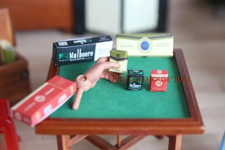 dollhouse miniatures  (1)