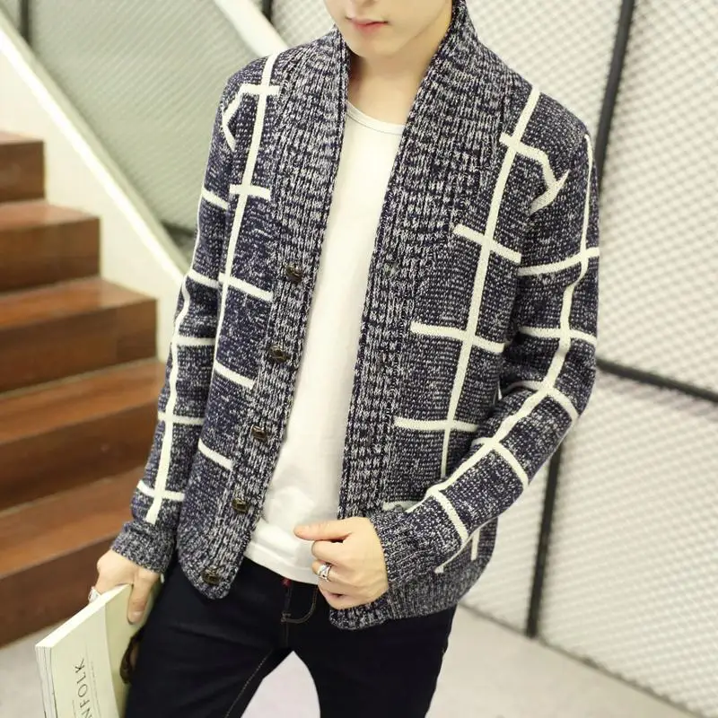 

MRMT 2019 Brand Men's Fashion Sweaters Overcoat for Male Striped V-collared Youth Sweaters Jacket Outer Wear Clothing