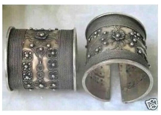 

Wholesale Collectible Tribal Tibet pair MIAO silver carved flower cuff bracelet/2 style selector/size Can adjusted fast Shipping