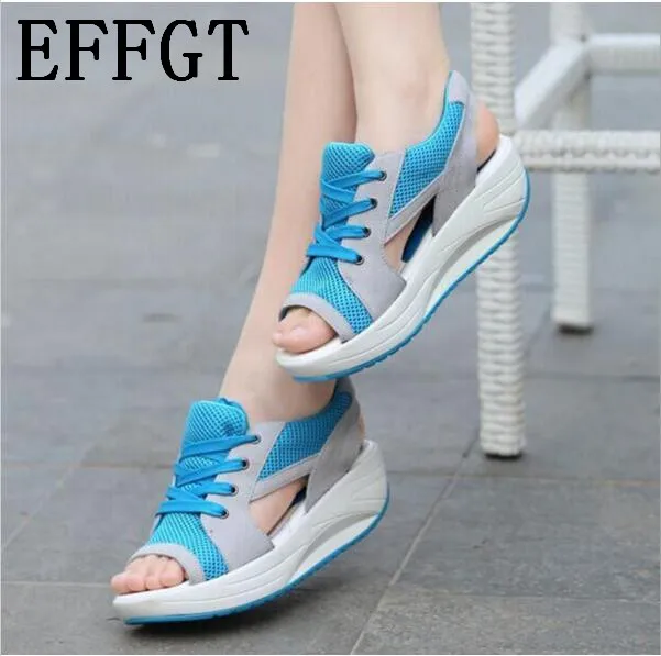 

EFFGT 2018 Fashion Summer Women's Sandals Casual Mesh Breathable Shoes Women Ladies Wedges Sandals Lace Platform Sandalias