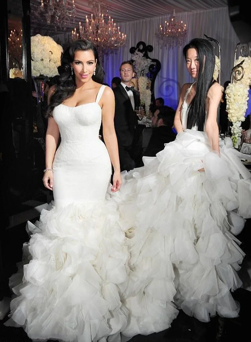 2019-sexy-mermaid-wedding-dresses-tiered-skirt-spagetti-straps-lace-organza-cathedral-train-fall-bridal-gowns (1)