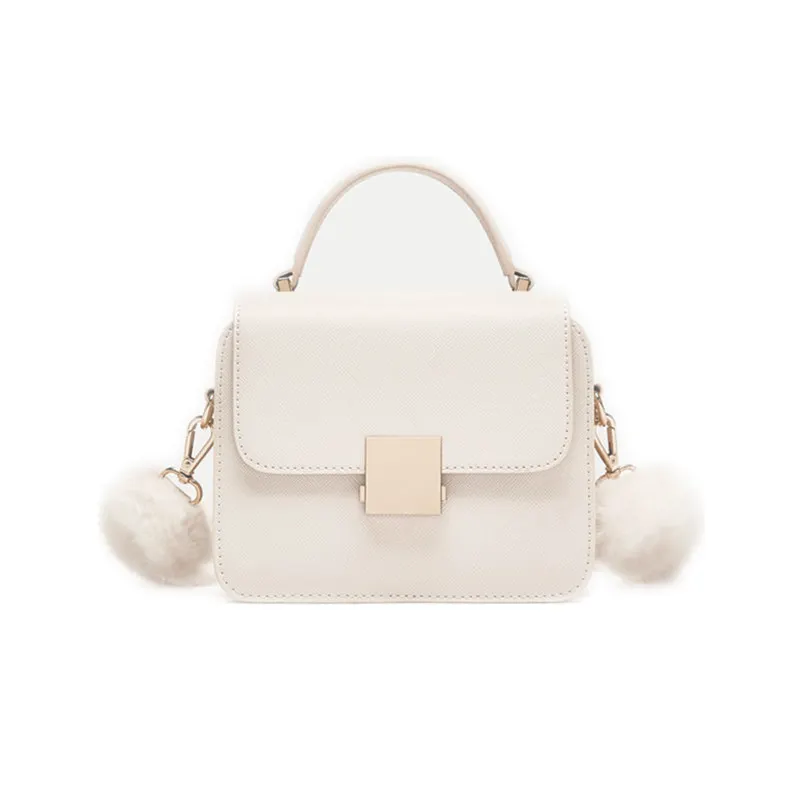 

Large white winter shoulder shoulder Messenger bag small square faux leather handbag mini leisure bag