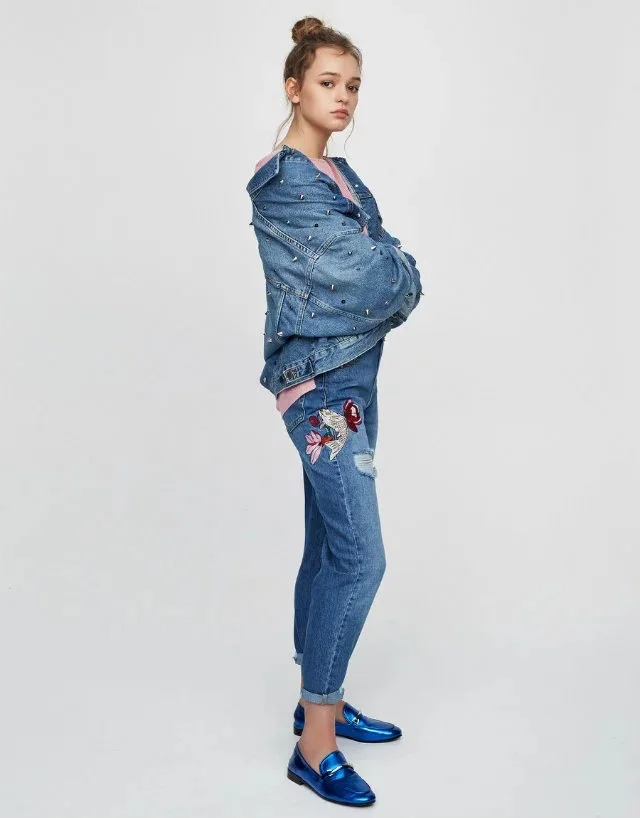 A0402G14 Europe and the United States 2017 new carp flower embroidery jeans 668 0402
