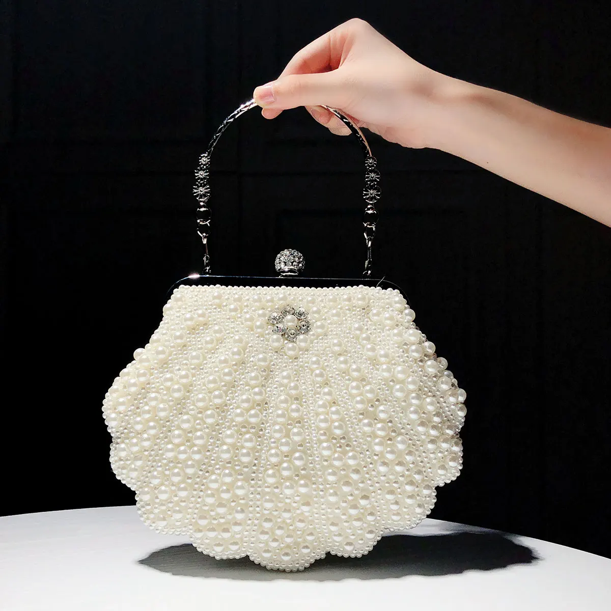 

The New Female Bag High Quality Shell Pearl Bag Handbags