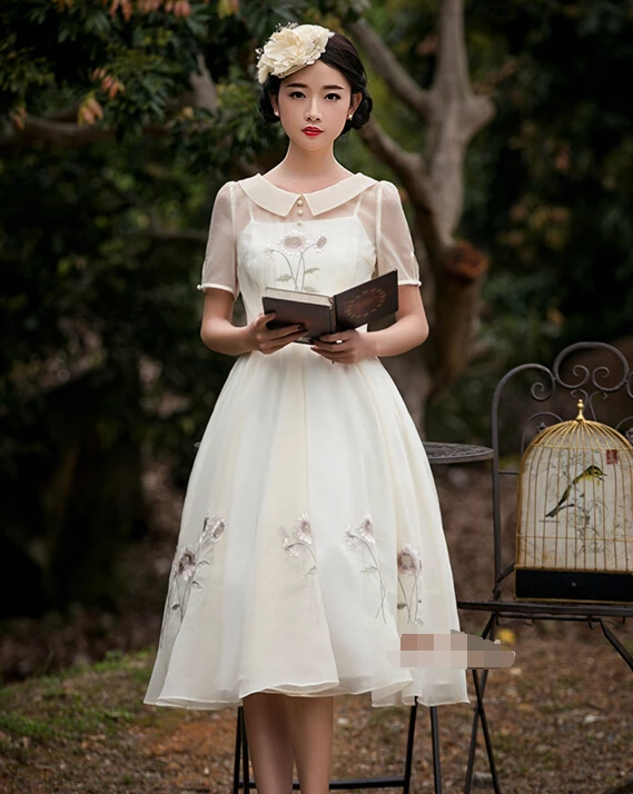 

Free Shipping High Quality Retro A Patterned Sunflower Embroidery Short Sleeve Woman Ou Gensha Chiffon Long Dress Light Yellow