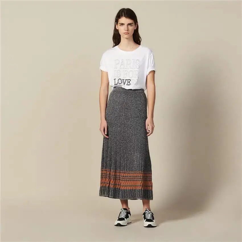 

2019 autumn and winter new elastic waist shiny yarn stripe color matching knit long skirt