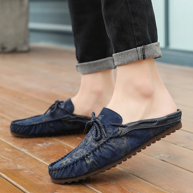 Summer Shoes Men Breathable Half Slippers Blue Red Men Walking Beach Shoes Fasihon Mens Causal Sneakers