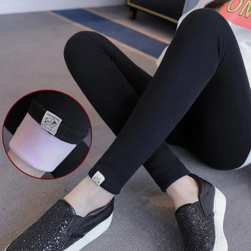

Elastic Abdominal Winter Velvet Pants For Pregnant Women Maternity Leggings Warm Clothes Thickening Pregnancy Trousers Capris