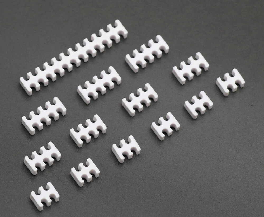 Plastic Cable Comb (3)