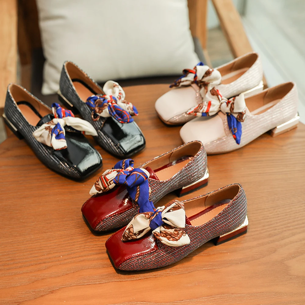 

2018 Autumn Children Shoes for Girls Princess Party Leather Shoes Flower Girl Rhinestones Shoes Kids Bowtie Dress Shoes