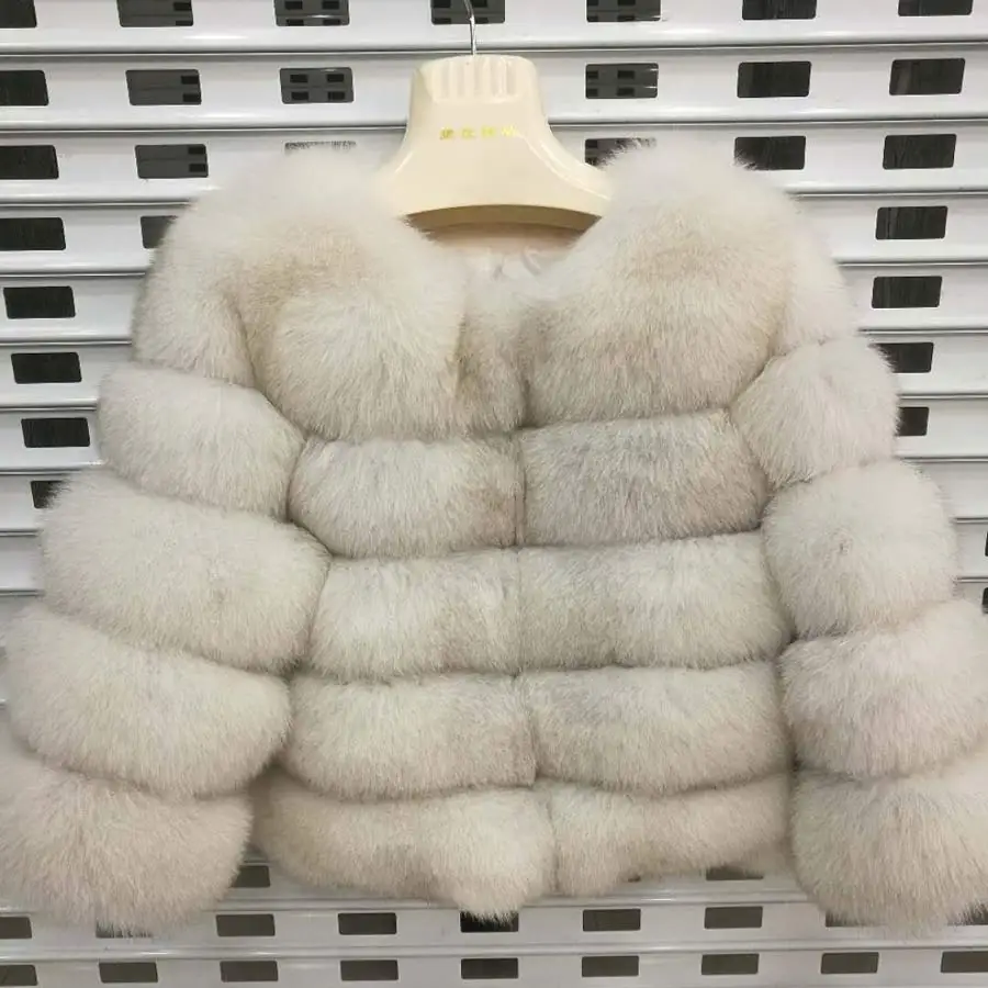 1-Thick-fox-fur-coats-