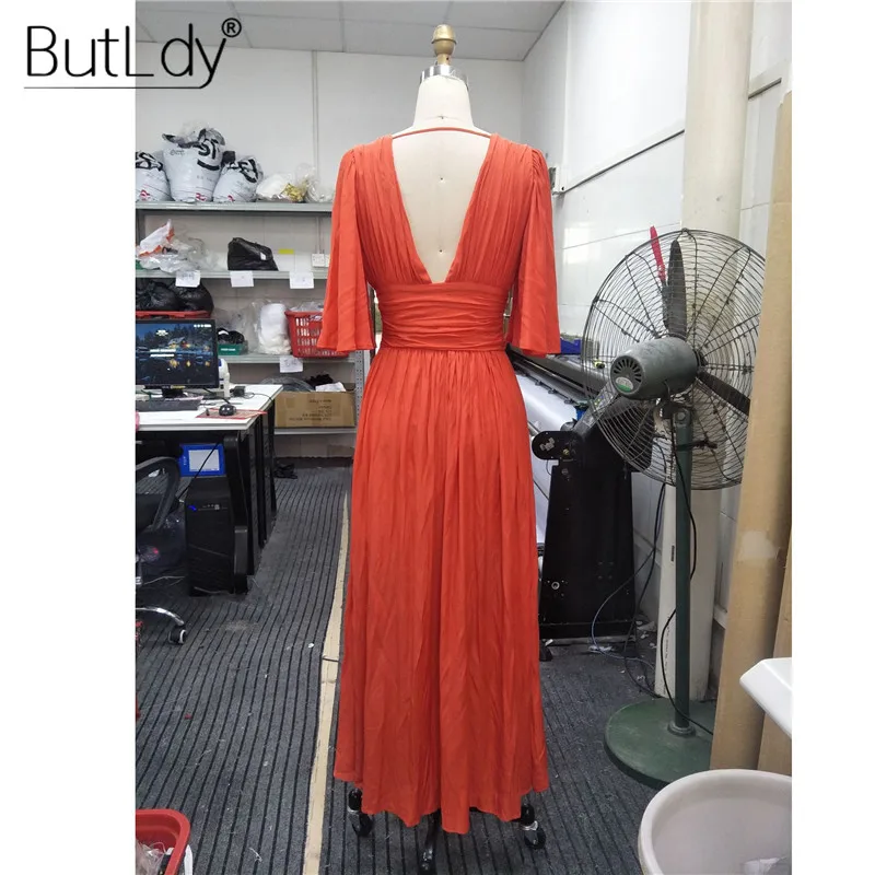 10767527312_178993722