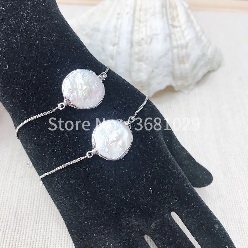 

Earring female temperament Europe and America individual joker circle bright pearl flow pole bracelet