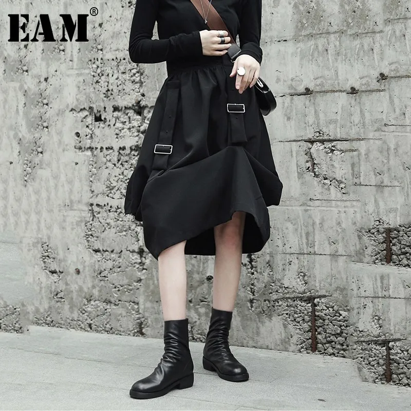 

[EAM] 2019 New Spring High Elastic Waist Black Buckle Loose Irregular Fold Stitch Half-body Skirt Women Fashion JH420