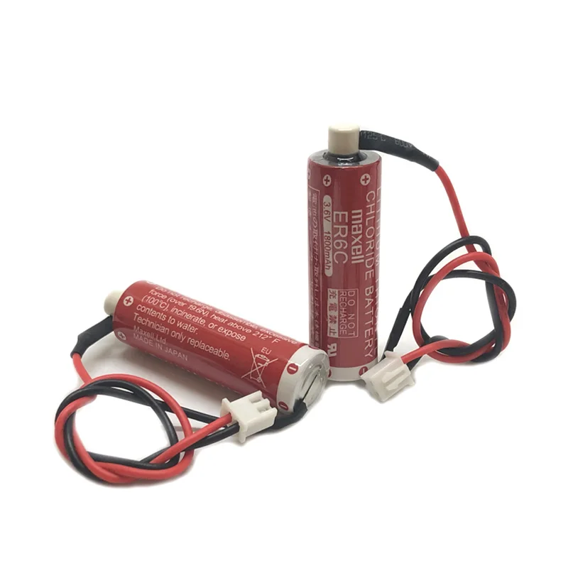 

2PCS/LOT New Original Version MAXELL AA 14500 ER6C 3.6V Lithium Battery PLC Batteries With Two - Hole White Plug