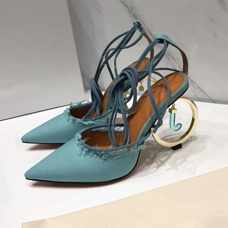 Босоножки на необычном металлическом каблуке с острым носком; женские туфли на высоком каблуке из натуральной кожи с перекрестной шнуровкой на лодыжке; вечерние женские туфли на шпильке - Цвет: blue