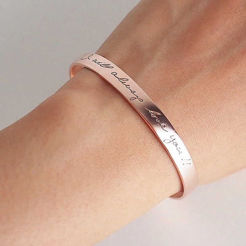 personalized bangles with names