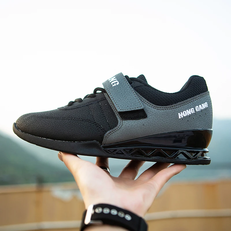 Squat Sneakers truongquoctesaigon.edu.vn