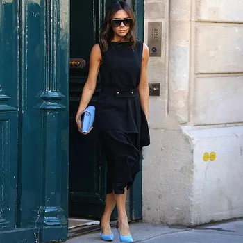 

2019 spring and summer new European and American big-name women's shellfish with the same paragraph round neck Slim waist irregu