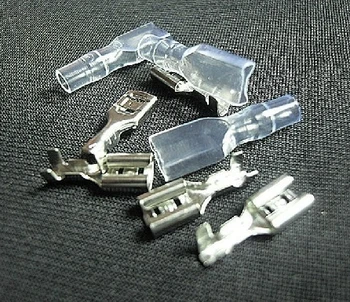 

200sets 4.8mm Crimp Terminal 1set=Female Spade Connector + Male Spade Connector+ Cover