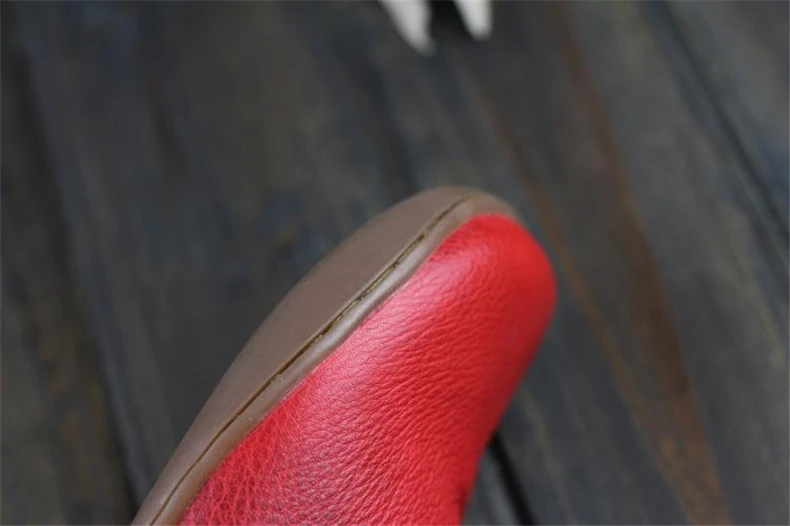 Женская обувь на плоской подошве из натуральной кожи; Повседневная обувь; женские балетки на плоской подошве; кроссовки; женская обувь; коллекция года; цвет красный, черный