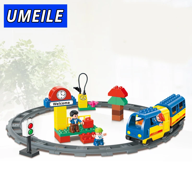 

51 PCS Original Track Electric Train School Bus Conductor Boy Big Block Brick Set Baby Toys Compatible with brick