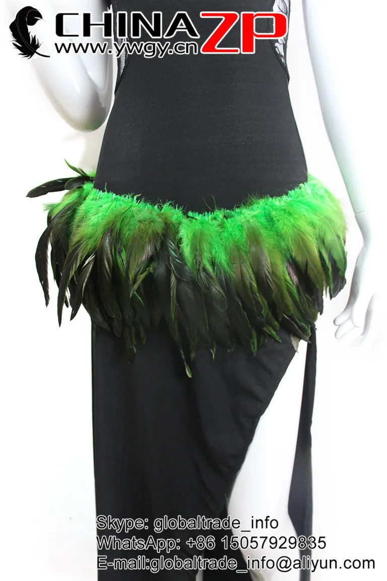 Rooster Schlappen Feathers Strung -green half bronze (14)