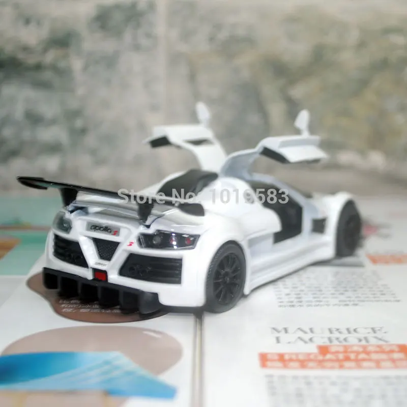 2010 Gumpert Apollo Sport white (4)